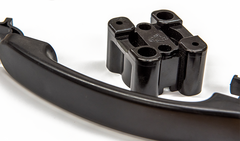 Rebarbação de peças Termofixas